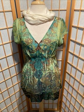 Unity World Wear Women's V-Neck Floral Green Top (G23)